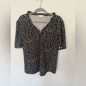 Zoey & Leelo Black and White Polka Dot Blouse Size Large